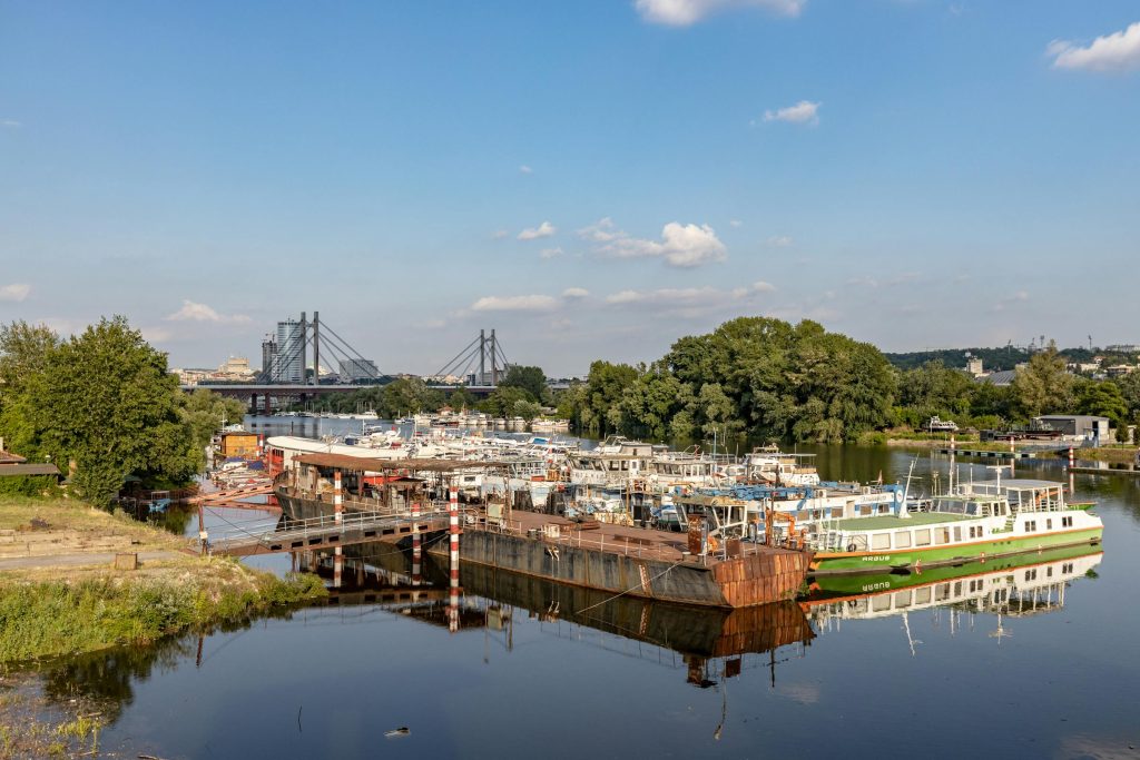 Navigating the Loan Landscape in Serbia: How to Choose Between UniCredit Bank and OTP Banka - como solicitar emprestimo na servia