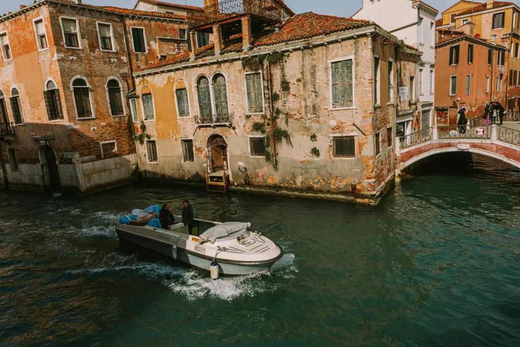 Navigating the Italian Credit Card Landscape: Insights from BFF Bank to Intesa Sanpaolo - Melhores cartões de credito na italia