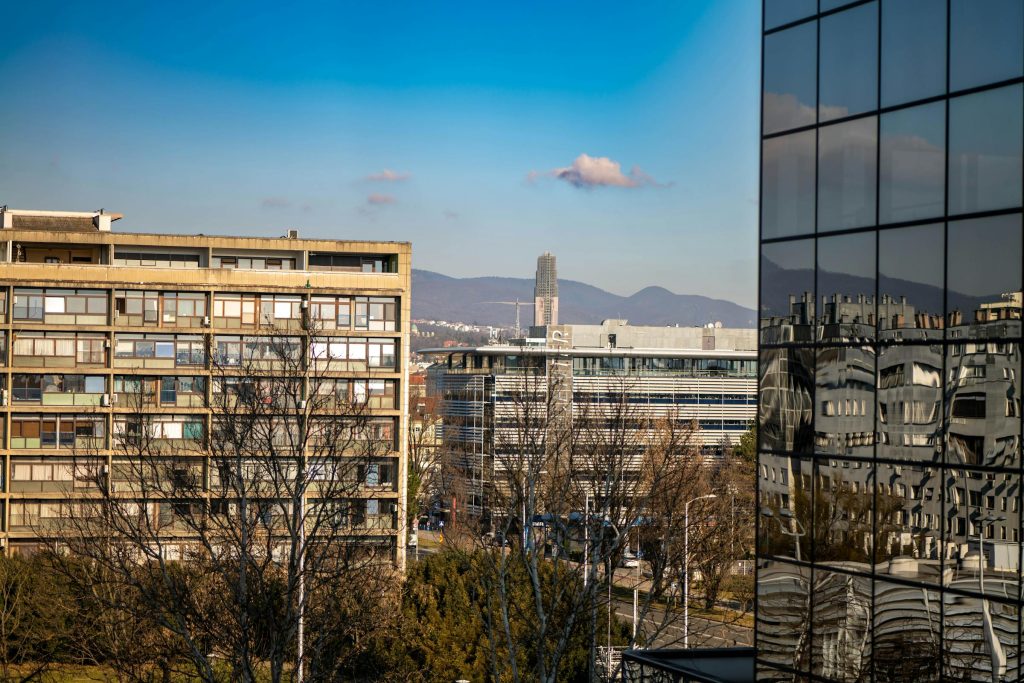 Navigating Personal Finance in Croatia: The Best Loan Options from Privredna Banka Zagreb to Addiko Bank - como solicitar empréstimo na Croacia