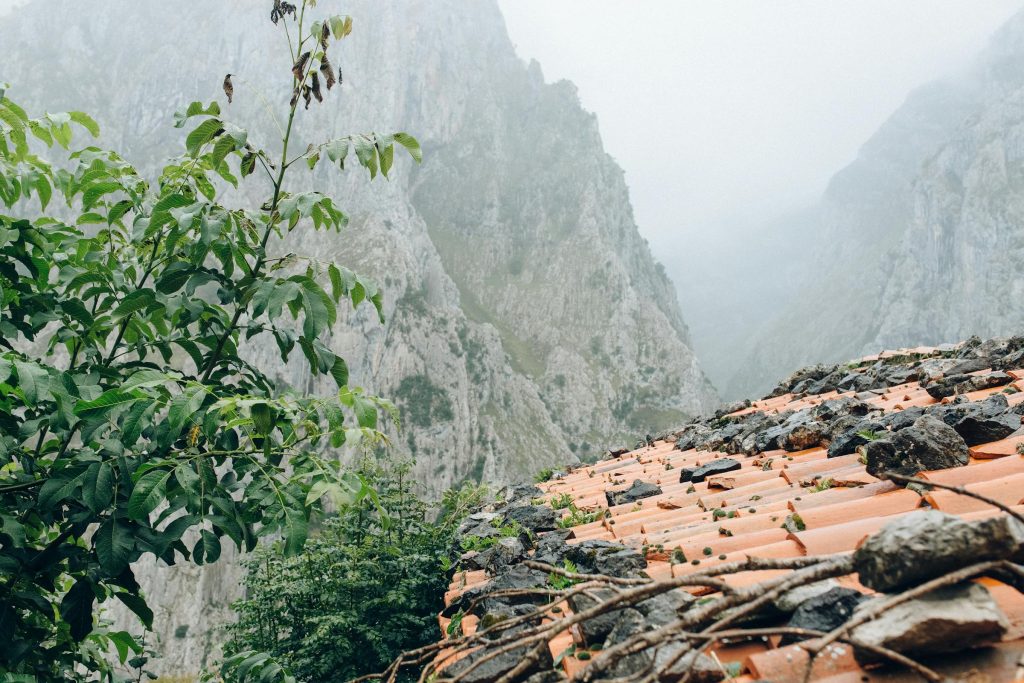 Exploring Romanias Leading Employers: Top Opportunities at CFR SA, Kaufland, and More - Melhores oportunidades de emprego na Romênia