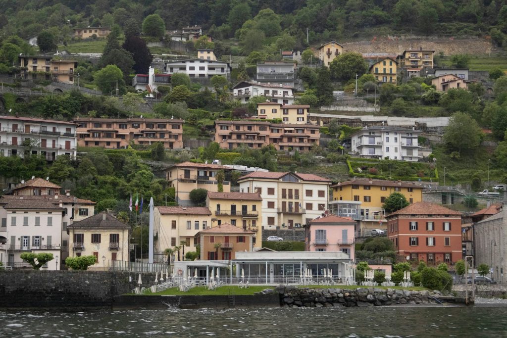 Unlocking Financial Opportunities: A Comprehensive Guide to Applying for Loans with Top Banks in Slovakia - Como solicitar empréstimo na Eslovaquia