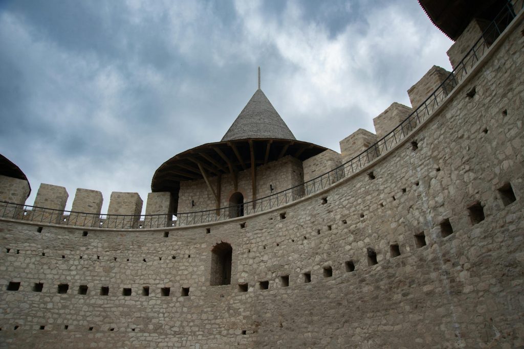 Navigating Banking Options in Moldova: A Comprehensive Guide to Moldova Agroindbank, Victoriabank, and More - Abrir conta e cartão na Moldávia